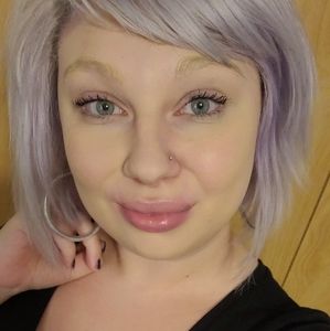 Meet your Posher, Ariel